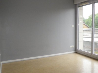 STUDIO A LOUER - LILLE - 20.02 m2 - 459,02€ charges comprises par mois