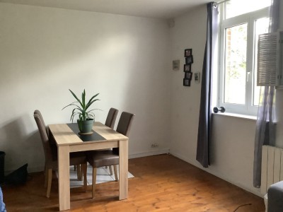 Appartement T2 Meubl A LOUER - SECLIN - 38.32 m2 - 495€ charges comprises par mois