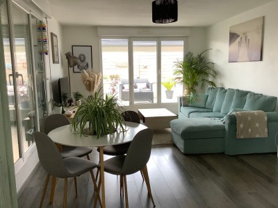 APPARTEMENT T3 A LOUER - FACHES THUMESNIL - 63.5 m2 - 1 200 &euro; charges comprises par mois