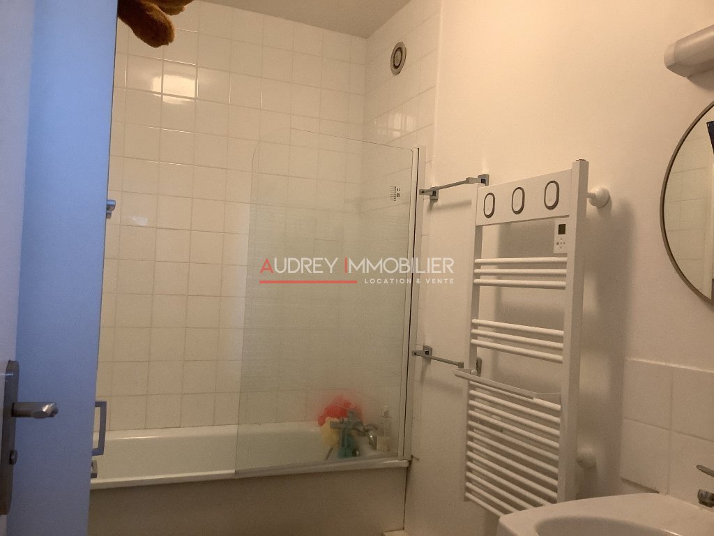 APPARTEMENT T1 A VENDRE - LAMBERSART - 40.57 m2 - 120 000 &euro;